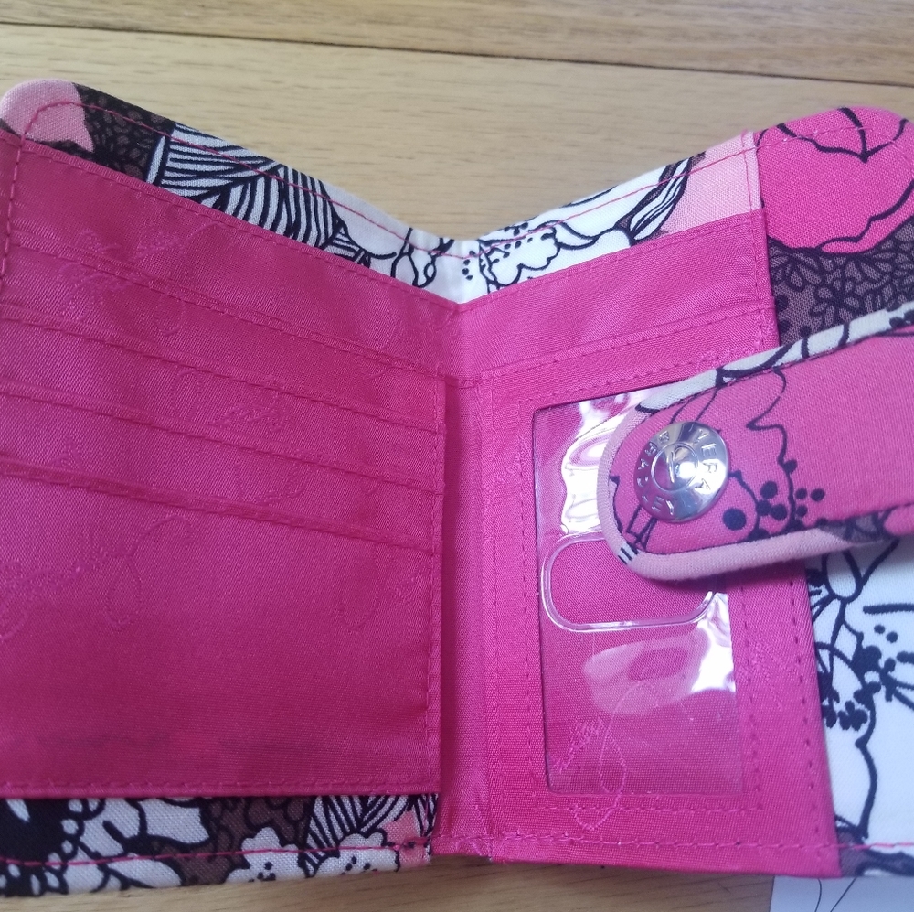 NWOT Vera Bradley Snappy Wallet in Mocha Rouge - Picture 2 of 7